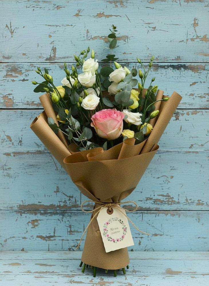 Букет цветов из: Розы и Лизиантусы в Ильинское (Домодедово) 