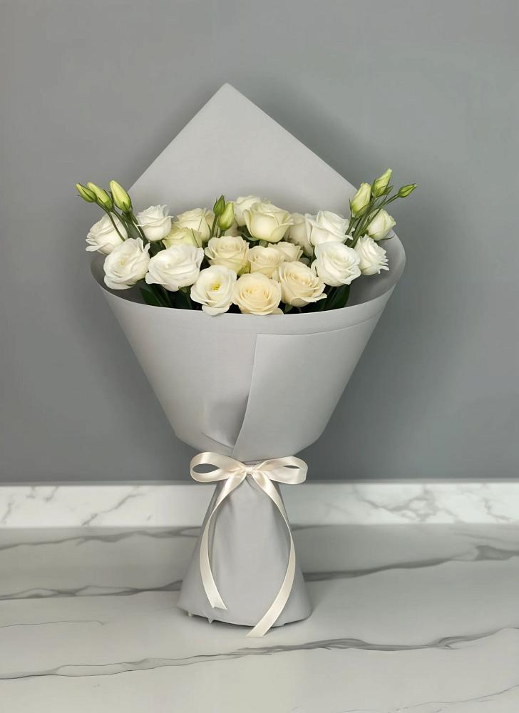 Букет цветов из: Розы и Лизиантусы в Ильинское (Домодедово) 