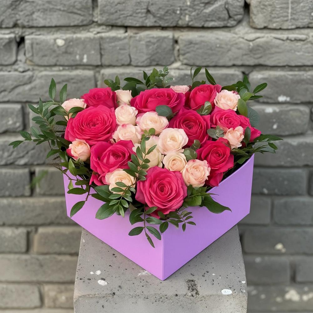 Цветочная композиция из Розы в коробке в Ильинское (Домодедово) 